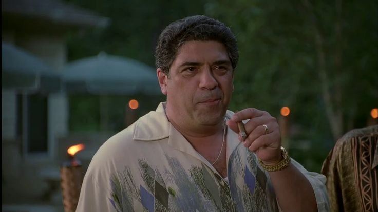 文森特・帕斯托雷(Vincent Pastore)以美劇《黑道家族》走紅,如今卻傳出離世消息。(圖/翻攝自X平台)