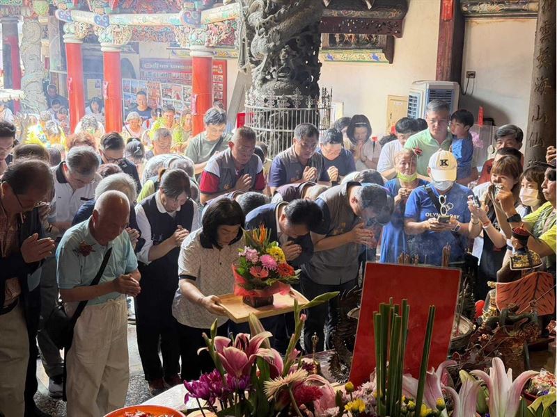 儀式畫面。(圖/翻攝自溪北六興宮粉絲專頁)