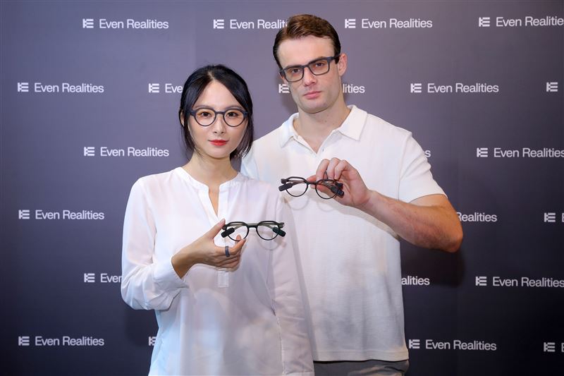 Even Realities攜手台灣總代理創家iNNOHOME,推出Even G2 AI智慧眼鏡與Even R1智慧戒指。(圖/品牌業者提供)
