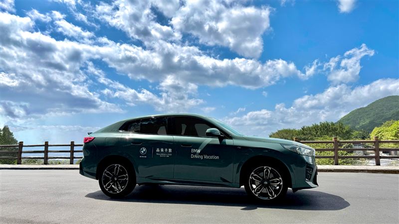 北投晶泉丰旅推出「風格悠旅」住房專案，入住即可體驗BMW X系列豪華運動休旅車。（圖／飯店旅宿業者提供）