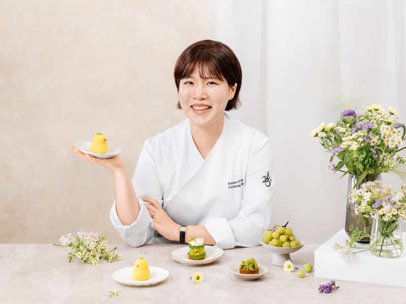 「莫內饗宴」攜手首爾精品甜點Raison D'&ecirc;tre Dessert，特邀創辦人陸佳泳主廚跨海獻藝。（圖／飯店旅宿業者提供）