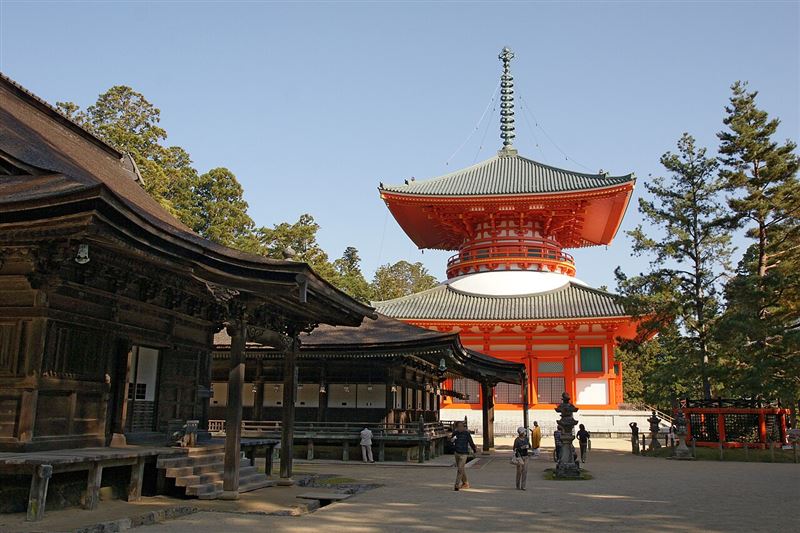 日本和歌山飆破40度,近畿地區今年首見。(圖/翻攝維基百科)