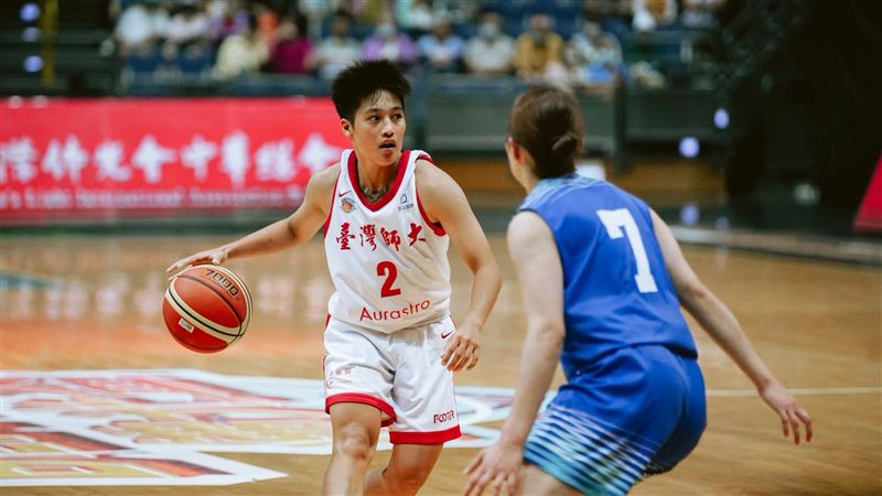 台灣師大在女子組冠軍戰靠著上半場所奠定超過20分領先優勢,68:50擊敗日本東北學院大學,自2013年後再次捧起佛光盃冠軍。(圖/三好體協提供)