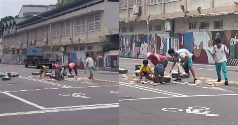 高雄林園日前路上滿地散落麵包,多名學生見狀上前幫忙撿拾,貼文引來11萬人按讚。(圖/翻攝Threads, @c.l.ton授權)