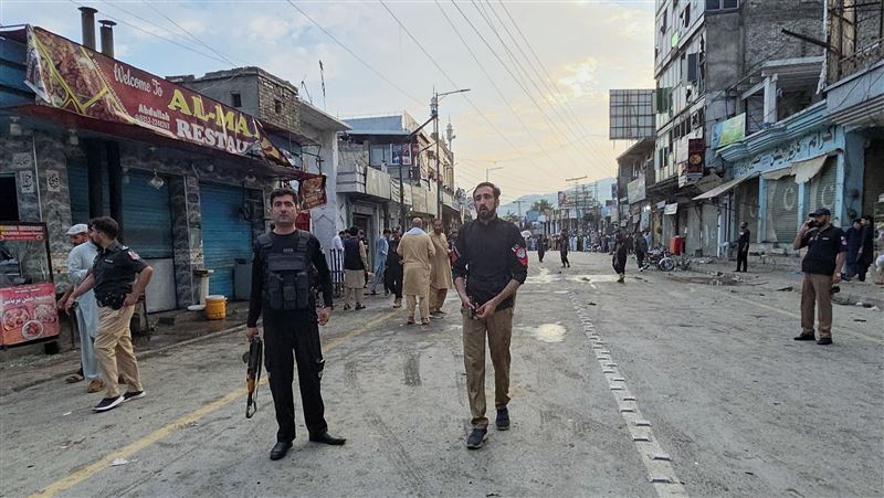 巴國反武裝集會遭自殺炸彈襲　至少14人死