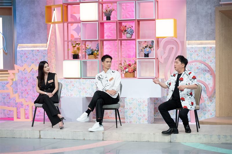 穆熙妍(左起)、利晴天、趙正平。(圖/東森提供)