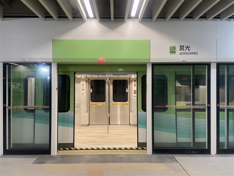 捷運萬大中和線進度85%,最快明(116)年通車!未來「中和高中」與「中正紀念堂」兩站往返僅需14分鐘,若是「永和永平國小站」往返萬華「加蚋站」則僅需3分鐘。(圖/新北捷運局提供)