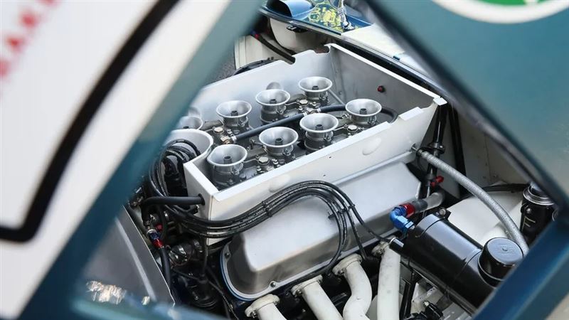 搭載4.7升Ford V8引擎，最大輸出接近400匹馬力。（圖／翻攝Gooding &amp; Company網站）