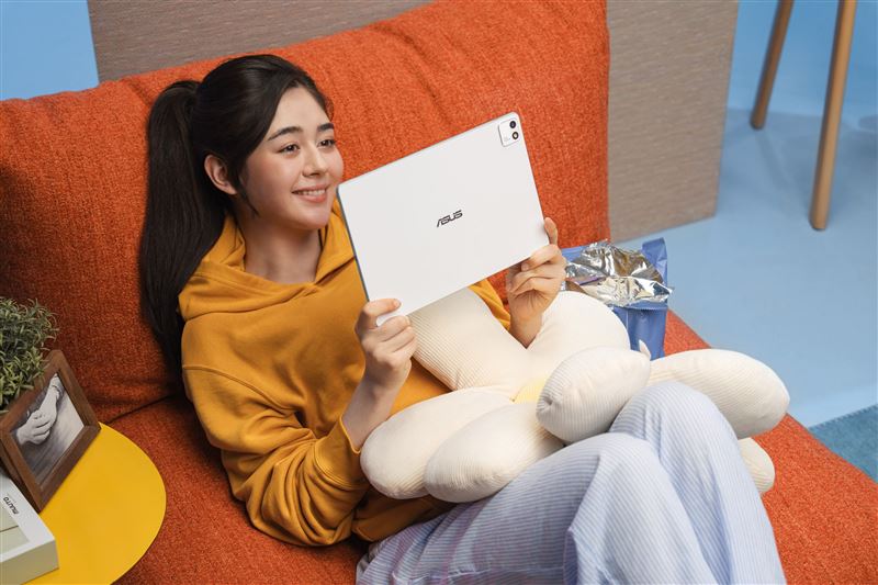 ASUS Pad配備12.2吋雙層OLED護眼螢幕與四聲道Dolby Atmos®環繞揚聲器