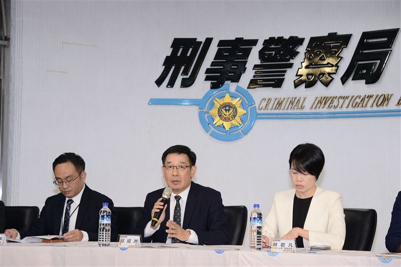 刑事警察局長邱紹洲提醒「幫忙投票」恐是釣魚陷阱。(圖/刑事局提供)