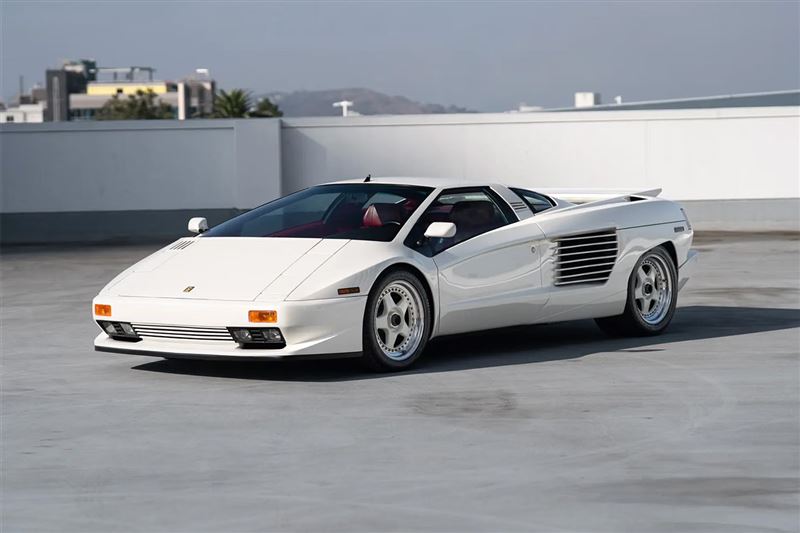 由前Lamborghini工程師操刀設計。(圖/翻攝RM Sotheby's Monterey網站)