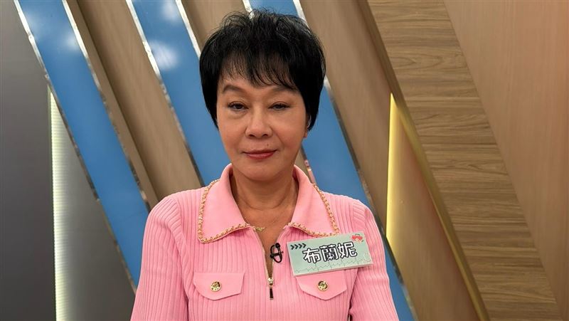 布蘭妮以前不愛喝水。（圖／民視提供）