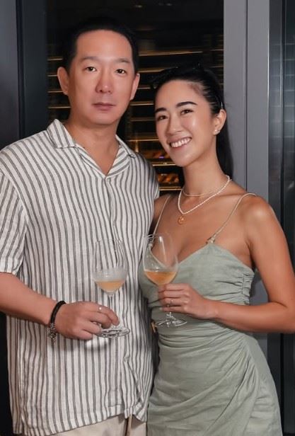 譚以欣(右)先前上節目分享與徐子翔(左)的愛情故事。(圖/翻攝自譚以欣IG)