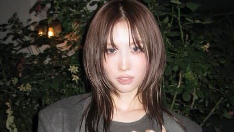 MOMO手機換掉萬元水君卡 新收藏笑翻粉絲