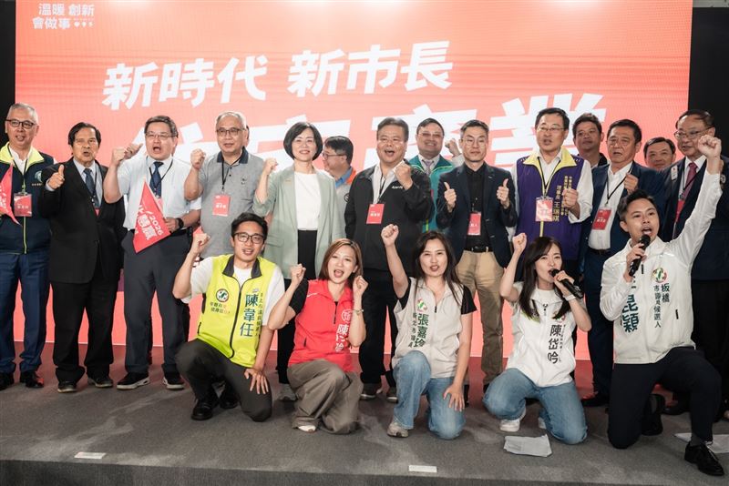 蘇巧慧「住宅產業後援會」成立,由「中華民國不動產仲介經紀商業同業公會全國聯合會」榮譽理事長張世芳出任總召集人。(圖/蘇巧慧辦公室提供)
