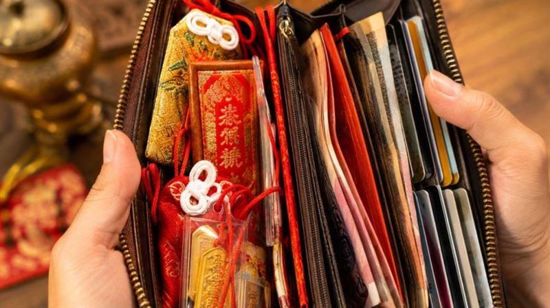 台灣人皮夾都有它！過期直接丟恐犯禁忌