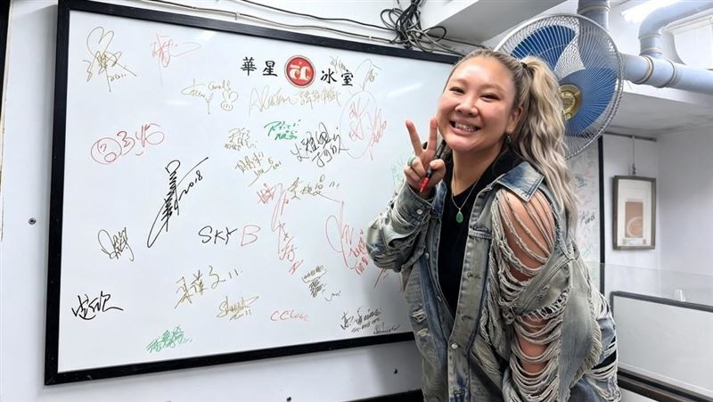 停工消失演藝圈3年 星二代突現身茶餐廳