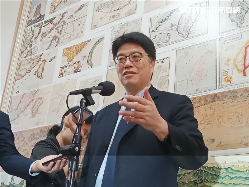 陸委會主委邱垂正立法院受訪(圖/記者盧素梅攝影)