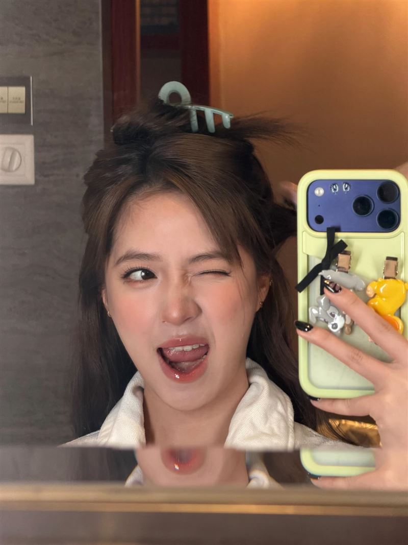 歐陽娣娣長年在大陸發展,口音變化引起爭議。(圖/翻攝自IG @_didiouyang__)