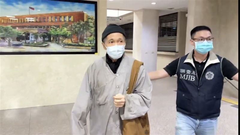 威加公司實際負責人凃傑生100萬元交保。(圖/翻攝畫面)