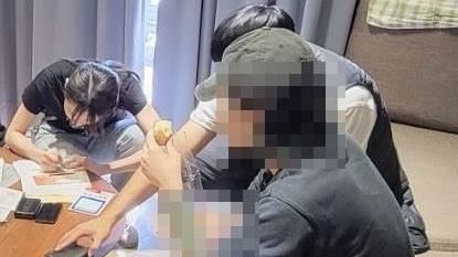 噁男扮正妹誘裸聊 側錄傳親友勒索百男