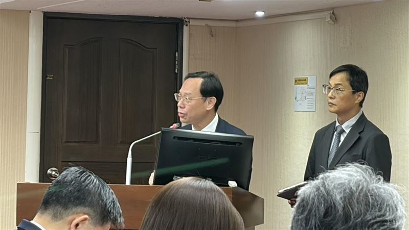 毒油案未蓋牌!石崇良:7/4會議記錄今公開