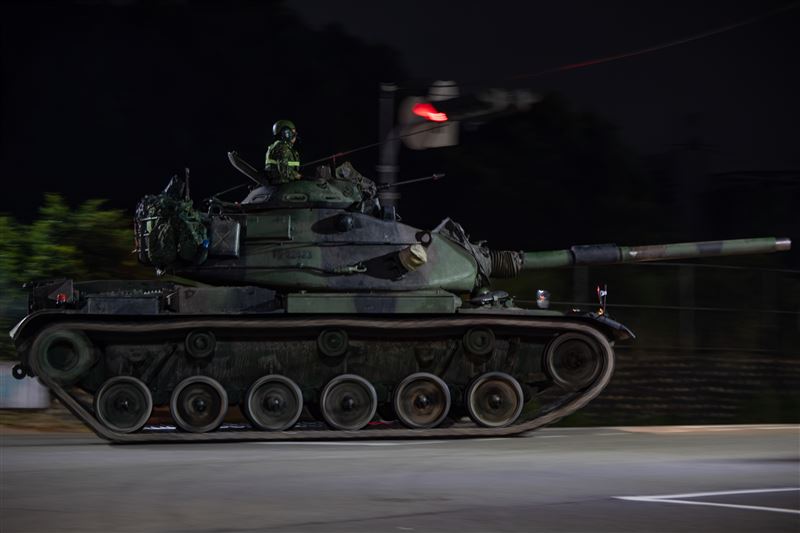 M60A3戰車快速前往重要目標實施防護演練(圖/軍聞社提供)