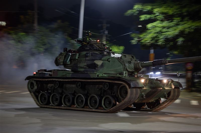 M60A3戰車快速前往重要目標實施防護演練(圖/軍聞社提供)