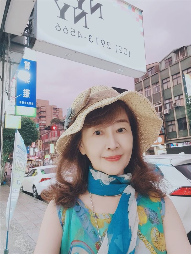 資深玉女吳雪芬已息影30年。(圖/翻攝自吳雪芬臉書)