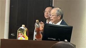 台糖副總立院備詢　擺粗油、沙拉油成焦點