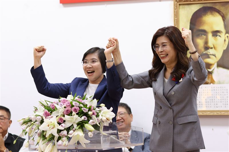 鄭麗文出席國民黨行動中常會(圖/國民黨提供)