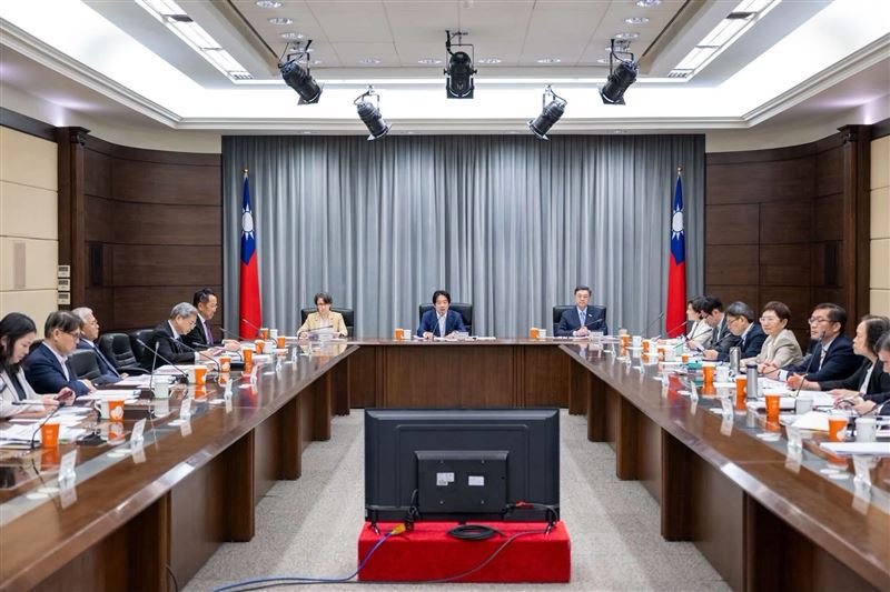 總統賴清德聽取行政院「116年度中央政府總預算案」簡報。(圖/翻攝自賴清德臉書)