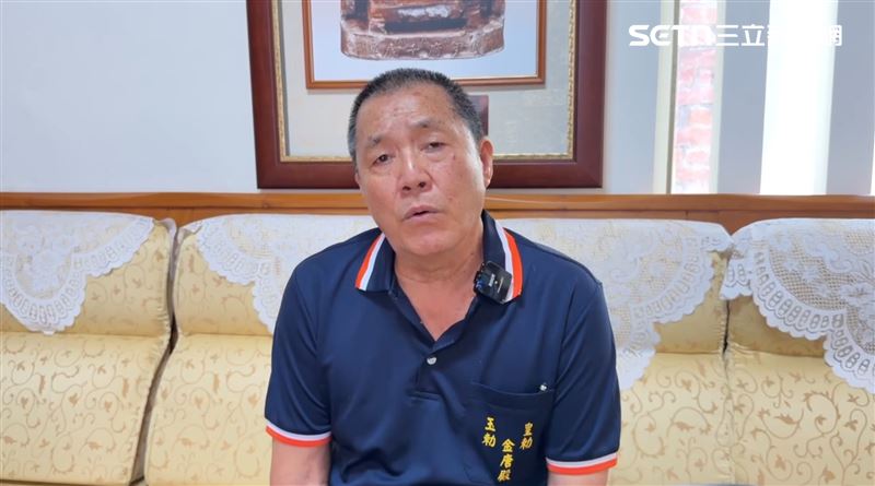 佳里金唐殿總幹事蔡忠寶對前來幫忙卻捲入涉貪爭議的國軍,感到相當抱歉。(圖/記者王紹宇攝影)