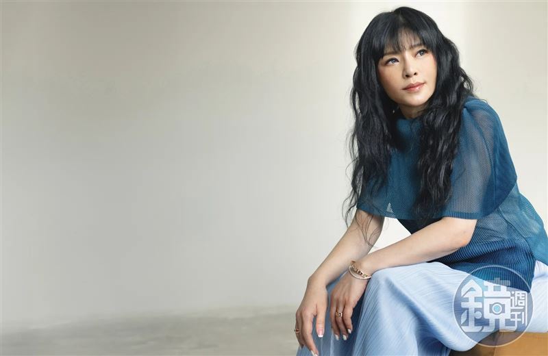 唐綺陽的說話藝術,在10年來網路直播的歷練下,越來越高明,「因為我希望大家馬上能夠進入狀況、可以秒懂。」(圖/鏡週刊)