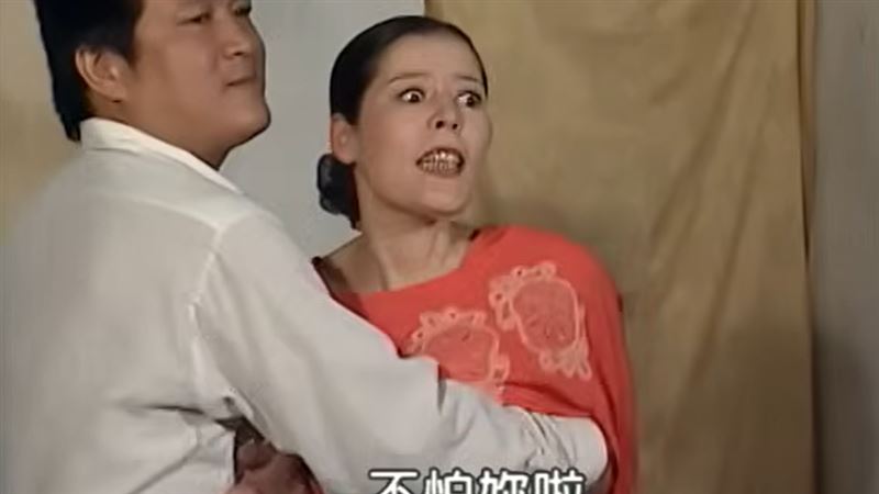 田路路早年演出類戲劇。（圖／翻攝自大輪迴YT）