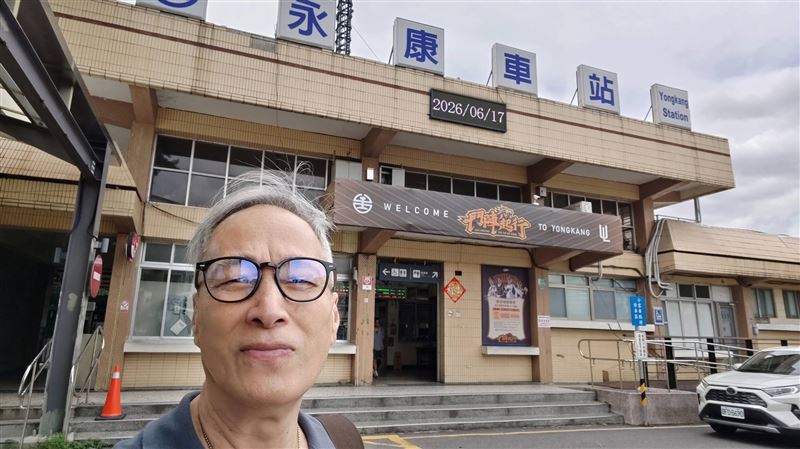 姜厚任與女友交往約半年。(圖/翻攝自姜厚任臉書)