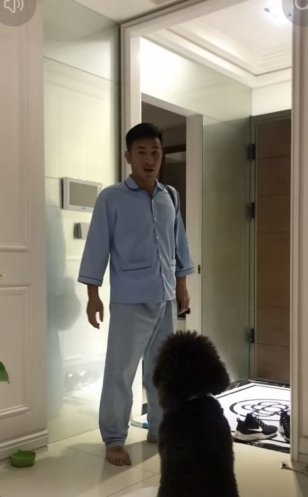 傅子純曾在拍戲空擋返家吃飯,讓李佳綺感到驚喜又暖心。(圖/翻攝自Corrinna Lee 臉書)