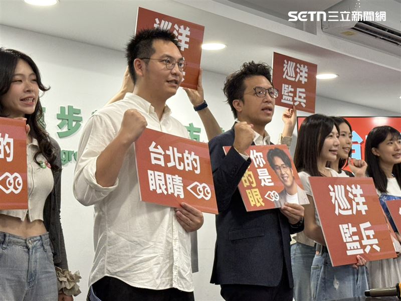 民進黨台北市長參選人沈伯洋與台北市黨部主委吳沛憶、青年部主任黃聖文宣布啟動「巡洋監兵」監票員招募計劃(圖/記者劉秀敏攝影)