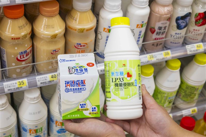 統一企業向天下爸爸致敬，活動期間購買統一企業指定商品再加贈5% OPENPOINT點數。（圖／業者提供）