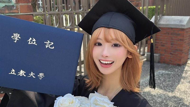 Mina同學發聲 揭她19歲半工半讀考上名校