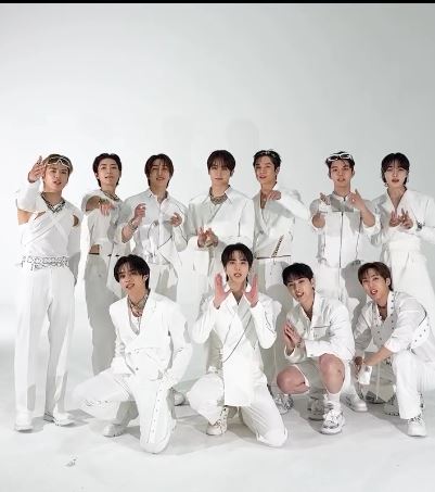 THE BOYZ未來改以9人陣容繼續團體活動。(圖/翻攝自IG @official_theboyz)