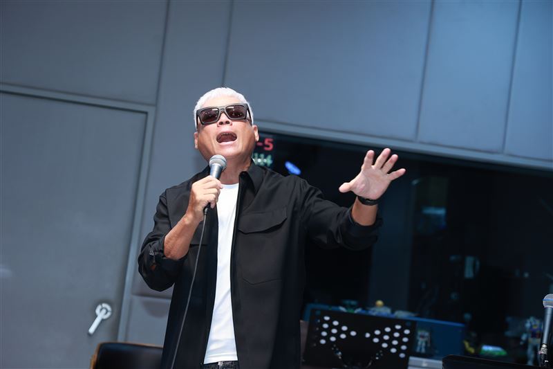 鑽石舞台之夜演唱會集結巫啟賢、孫協志等重磅卡司。(圖/記者鄭孟晃攝影)