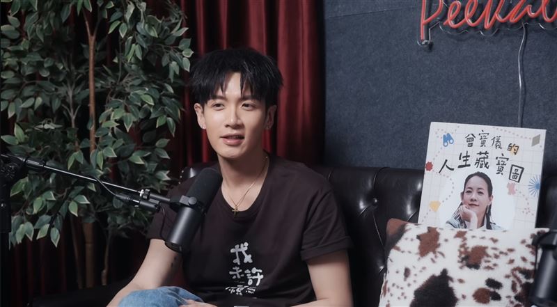 柯震東近登上曾寶儀Podcast節目大聊近況。(圖/翻攝自YouTube 曾寶儀的人生藏寶圖)