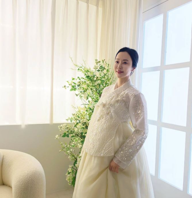 女神要變人妻！《同伊》大咖女星要嫁了　喜曝9月披婚紗嫁企業家男友