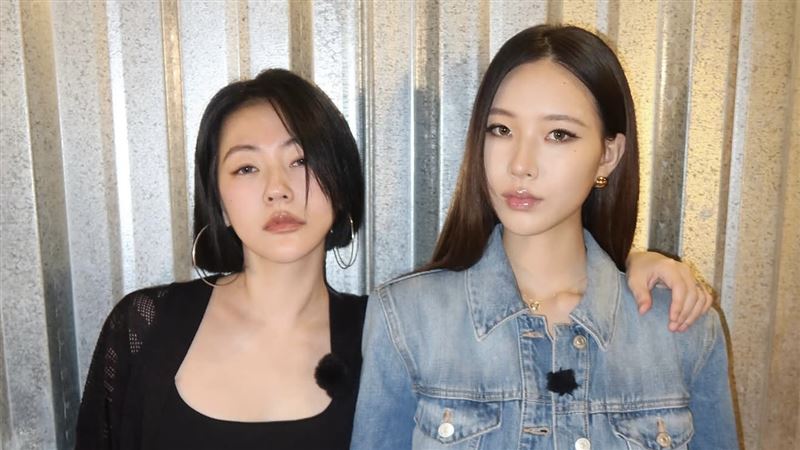 Elly突辣洩性感裸背 釣出親媽小S說話了