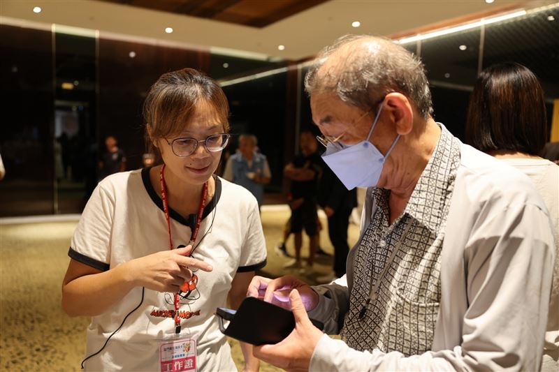 金門創下全台首例，成為第一個在公部門全面導入掃碼繳納規費的縣市。（圖／悠遊卡公司提供）