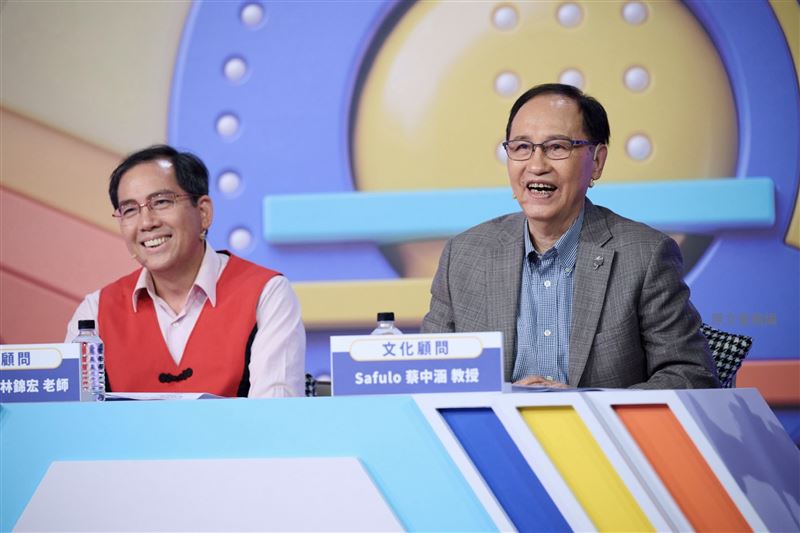 《Kai試英雄 全民IN原》每集邀請不同族群文化顧問,帶領觀眾深入認識原住民族文化。(圖/原文會提供)