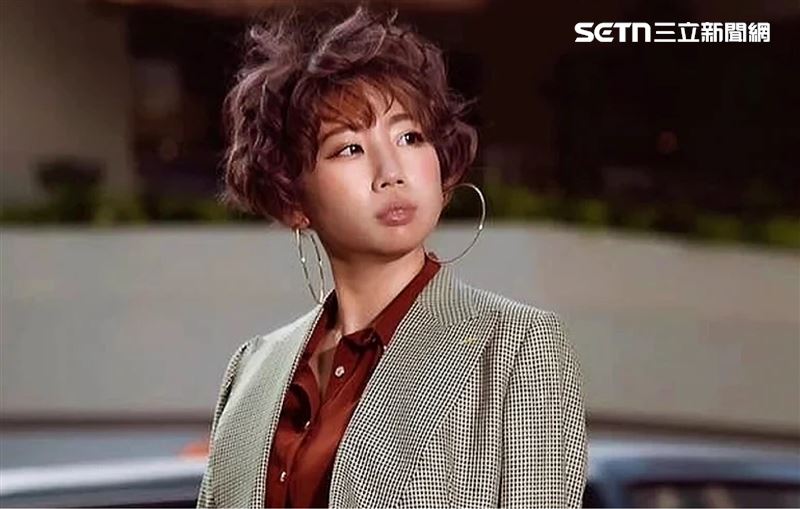 陳女得手慈濟 10.6 億元詐騙款項後,為了在政商界塑造高端名媛與政商通達的形象,出手闊綽。(圖/翻攝畫面)