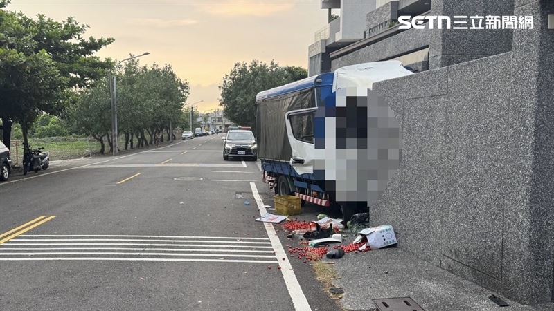 究竟是身體不適還是車子故障，有待調查釐清。（圖／翻攝畫面）