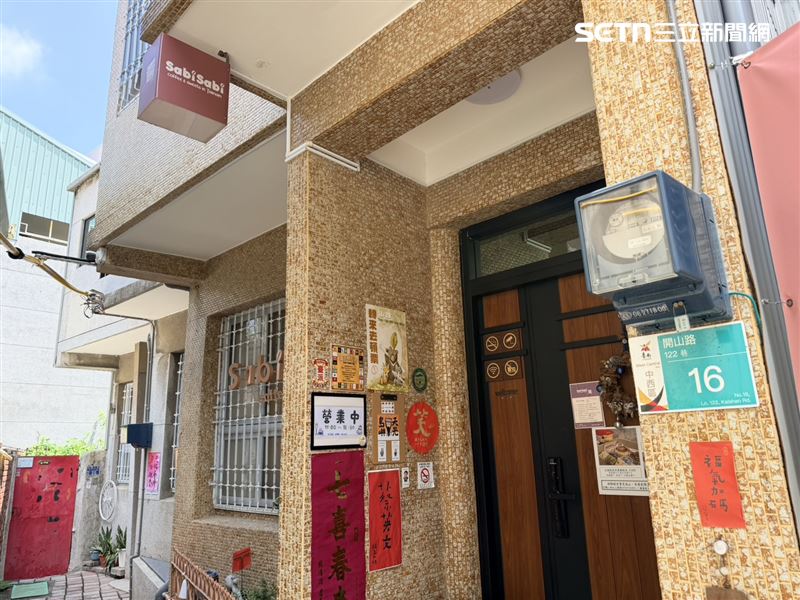 知名肉桂捲咖啡店「SabiSabi Coffee&Sweets」去年從花蓮搬到台南重新出發。(圖/記者林昱孜攝影)